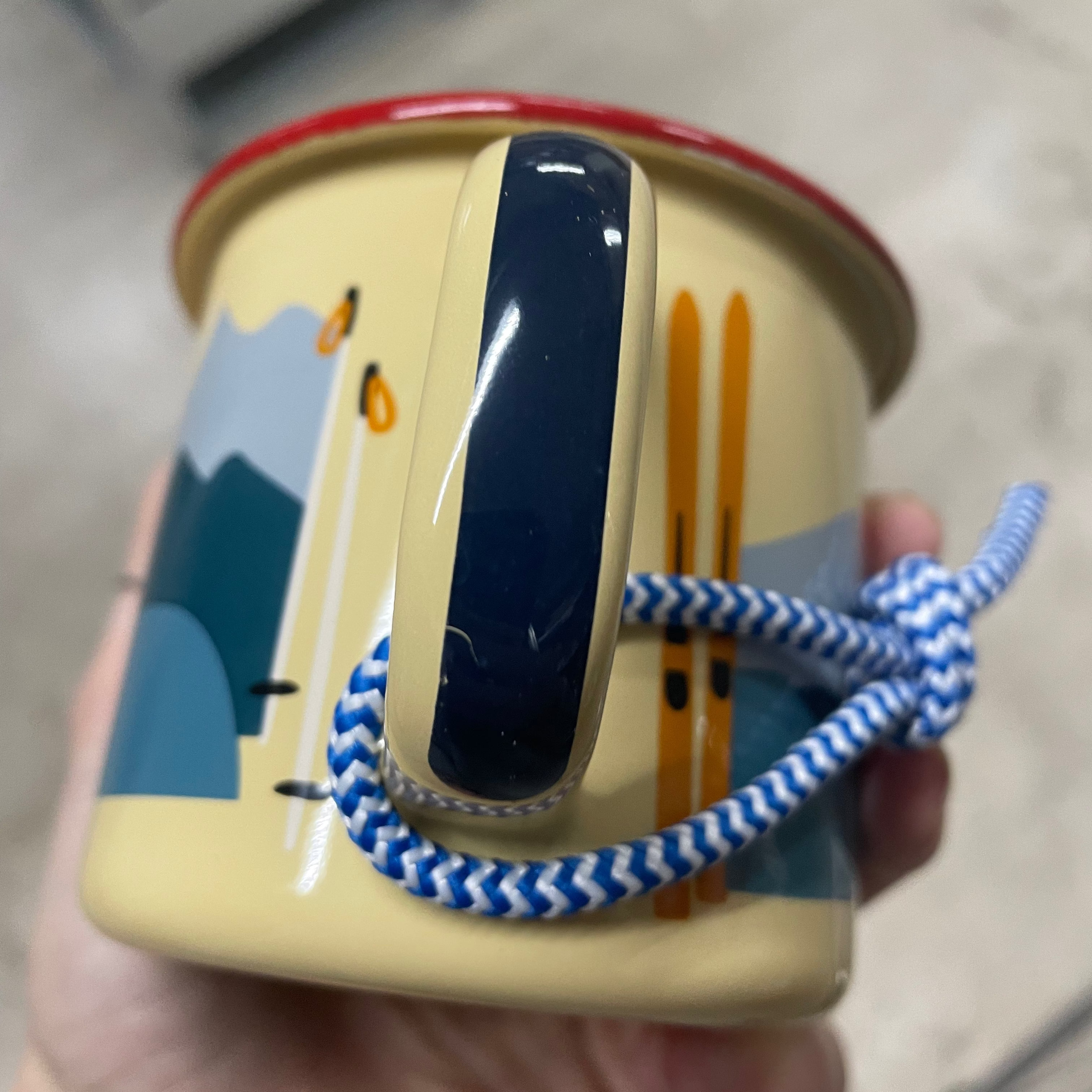 2. Wahl - Emaille Tasse Berge