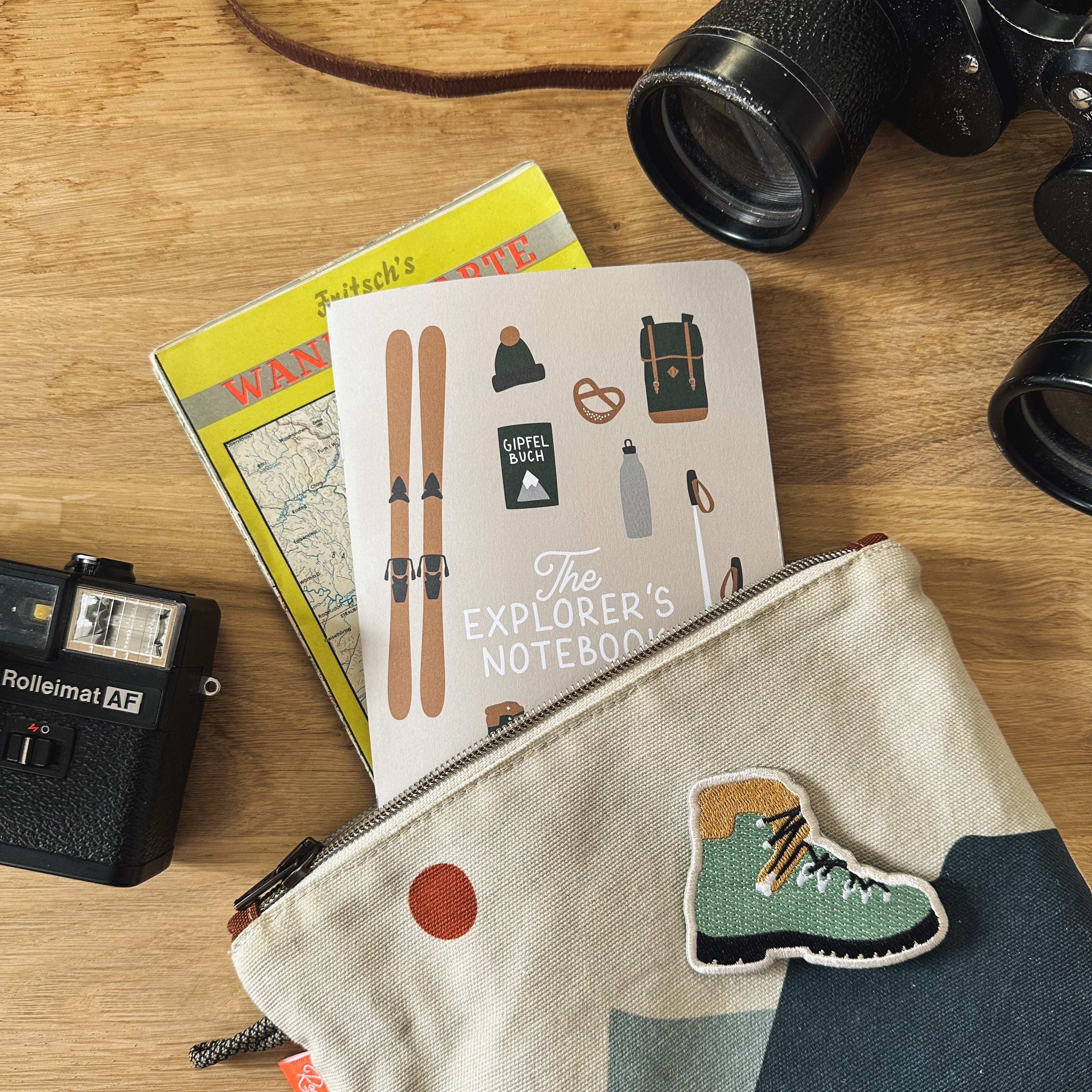 Travel diary The Explorers Notebook Volume 8 / Summiteers