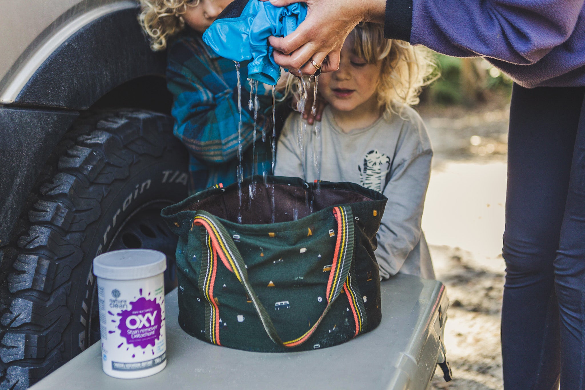 Mojave waterproof bucket
