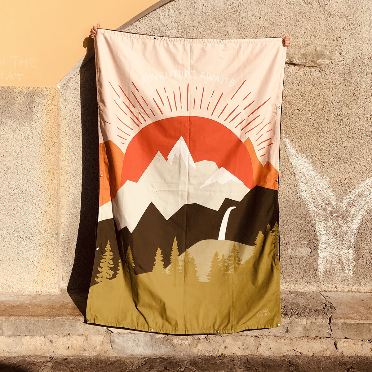 Campingdecke Adventure awaits