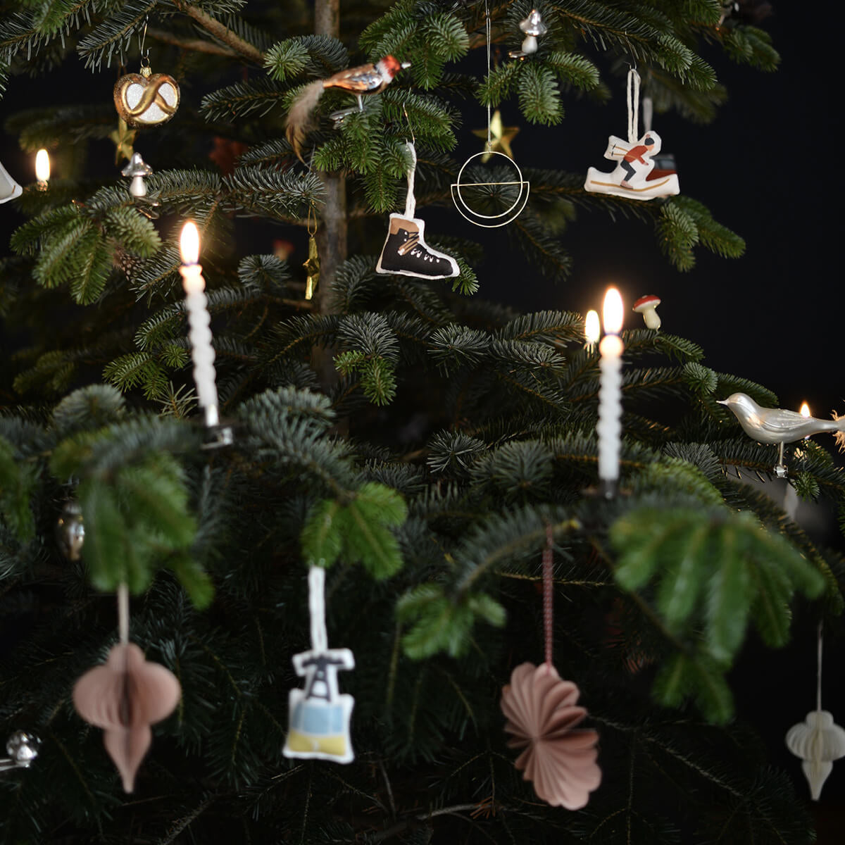 Christmas pendant mountain