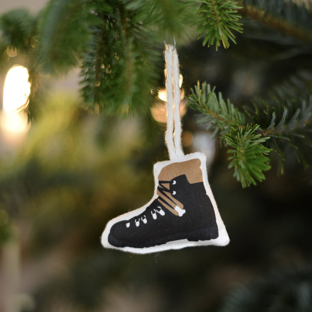 Christmas pendant mountain