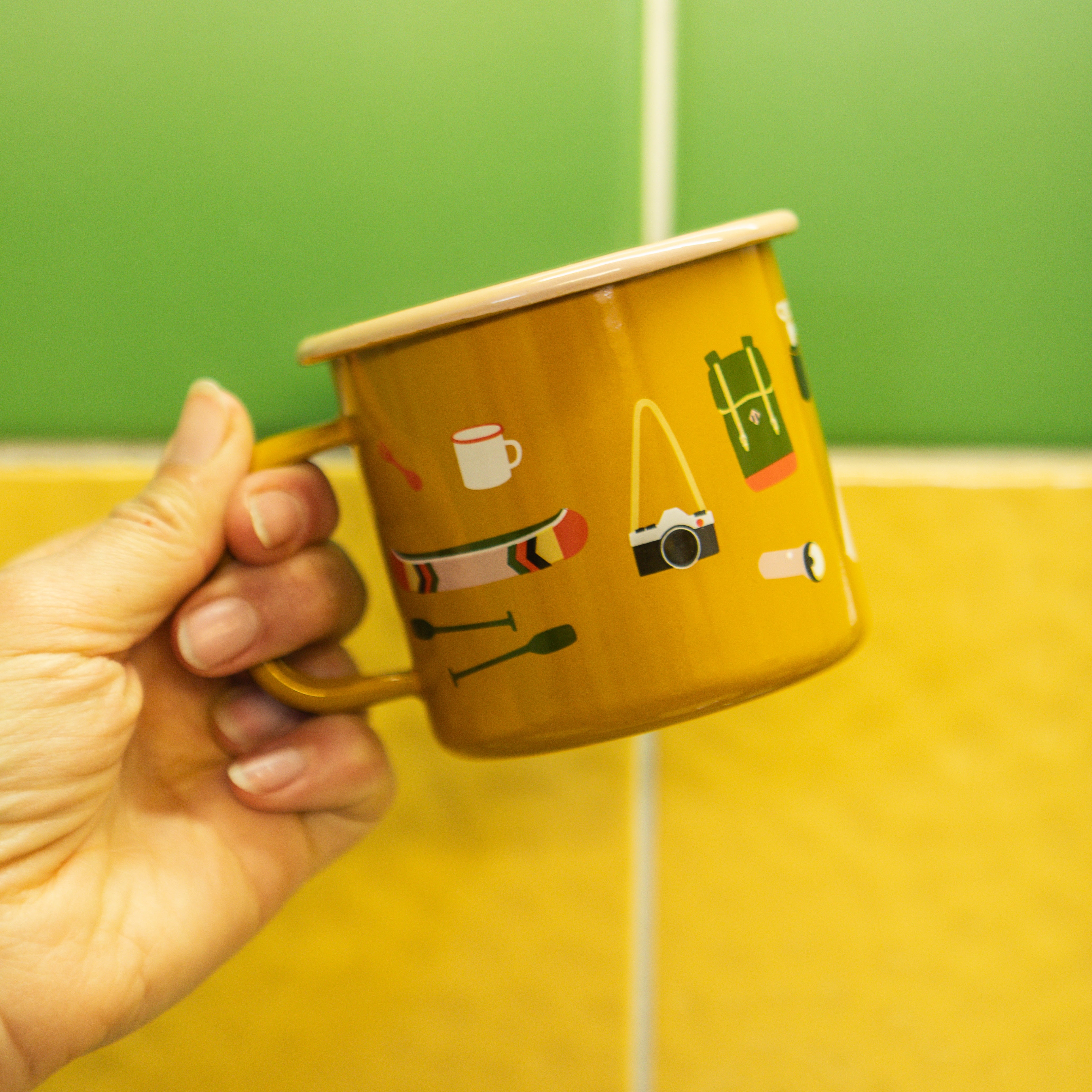Emaille Tasse Camp Stuff