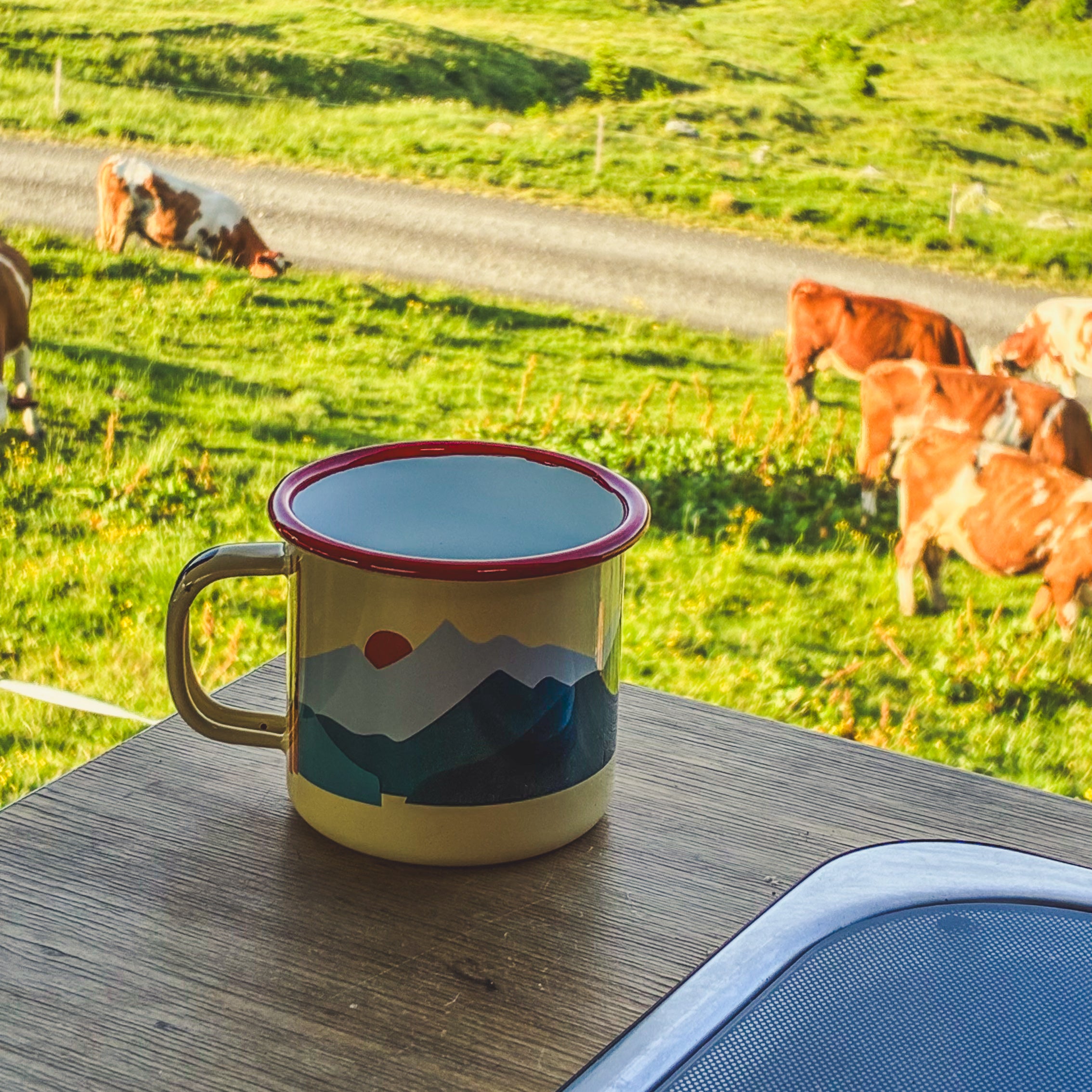 Emaille Tasse Berge