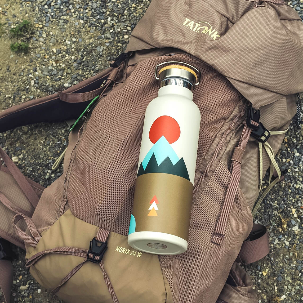 Isolierte Flasche Geo Montagne