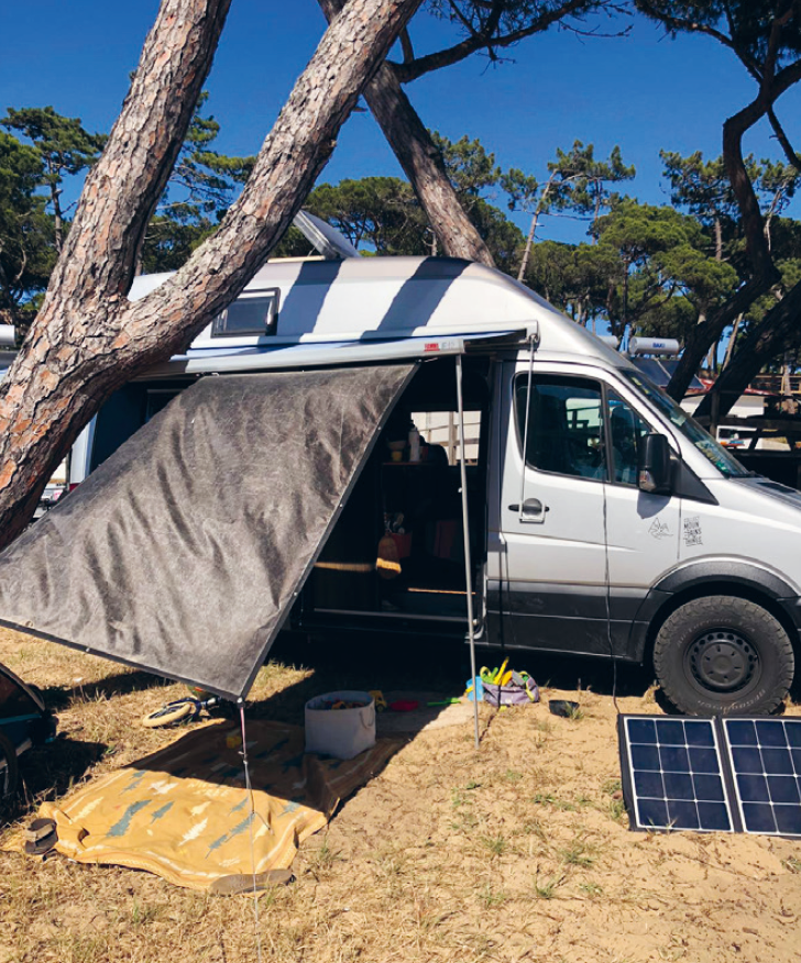 Roadtyping - Multifunktionale (Camping)Decke Wild & Free –